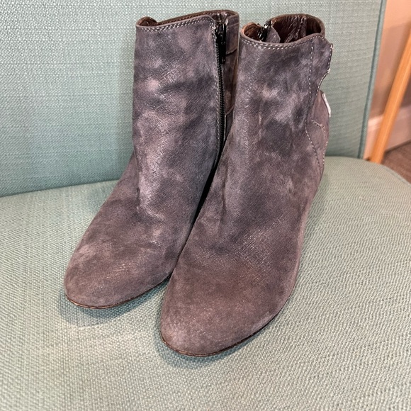 AGL Attilio Giusti Leombruni Suede Wedge bootie women’s size 36 US 6  GUC - Picture 5 of 8